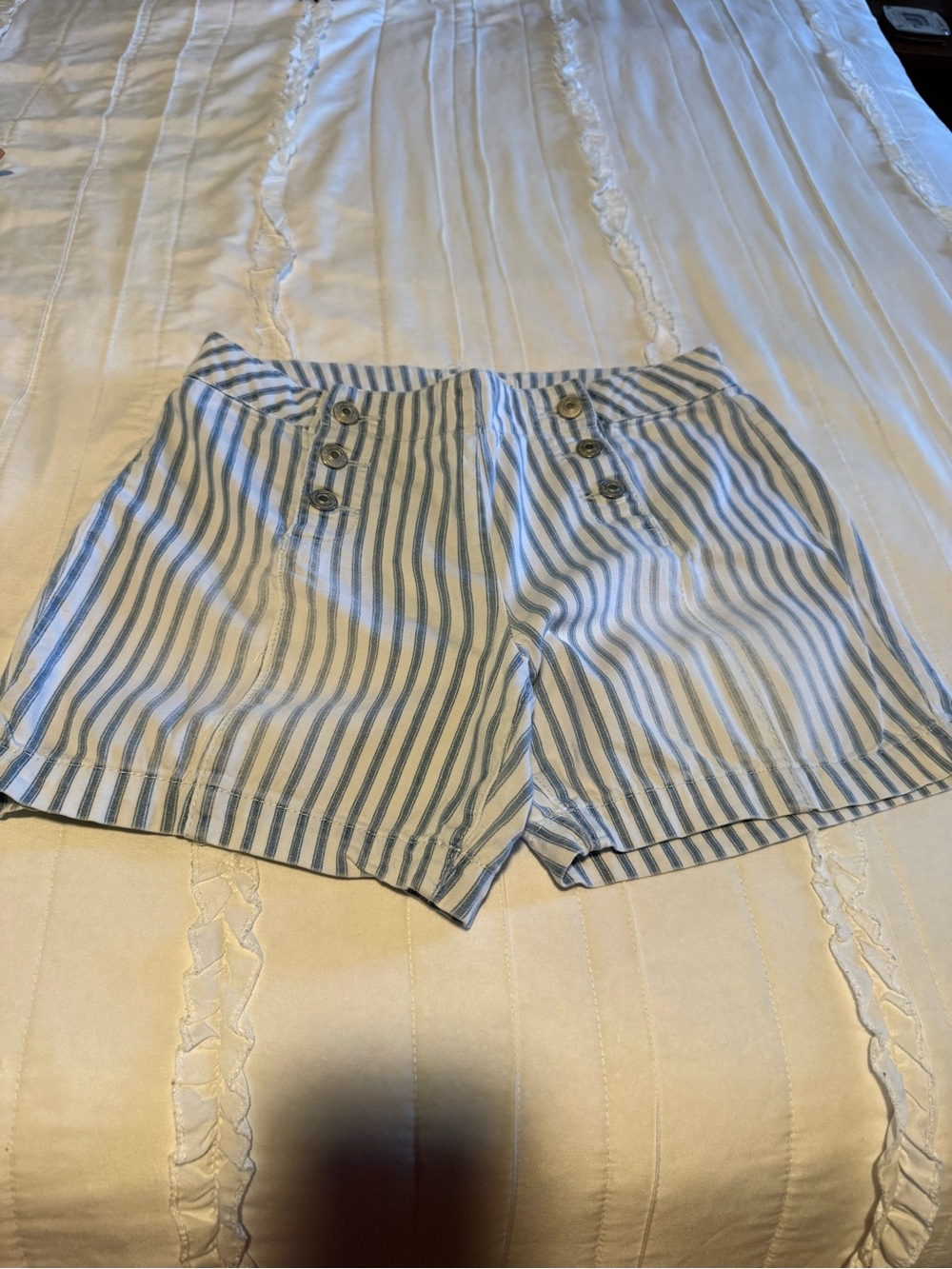 Artisan Ny White and Blue Striped High-Waist Shorts